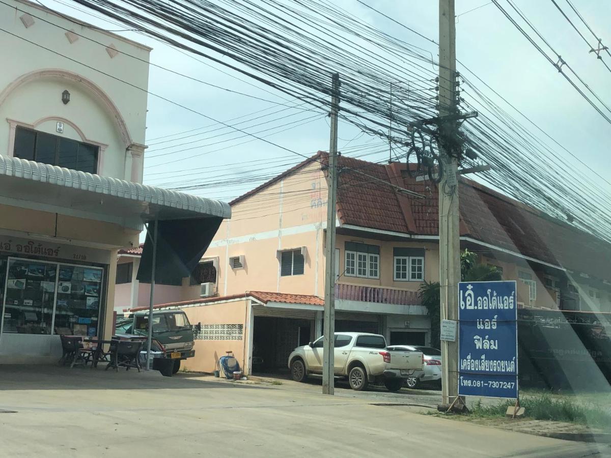 The Backyard Homestay Pakchong Ngoại thất bức ảnh